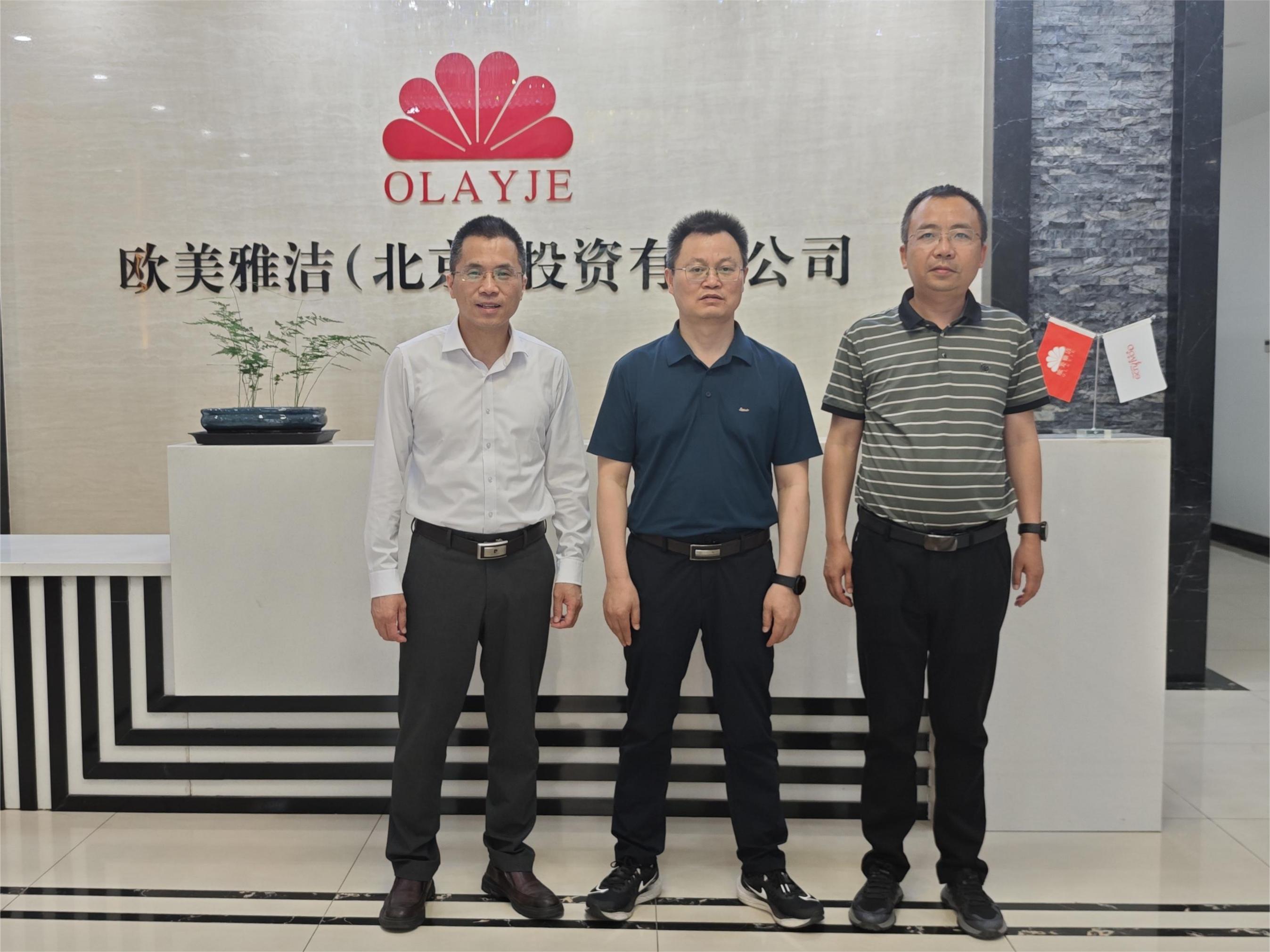 1747812826771343.jpg 1747812826771343.jpg